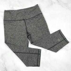 VSX Sport Knockout High Rise Capri Leggings M